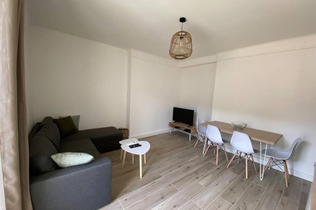 Ajaccio Magnifique T2 Neuf 40M2 Avec Balcon Au Trottel 4 Couchages Wifi Clim Parking Plage A Pieds 100M Екстер'єр фото